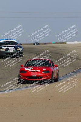 media/Oct-29-2022-CalClub SCCA (Sat) [[e05833b2e9]]/Race Group 3/Qualifying (Outside Grapevine)/